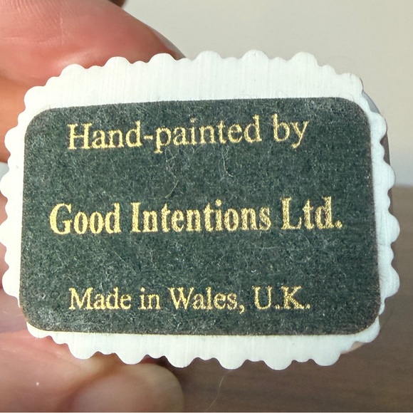 Floral Embossed Trinket Box - Picture 10 of 11